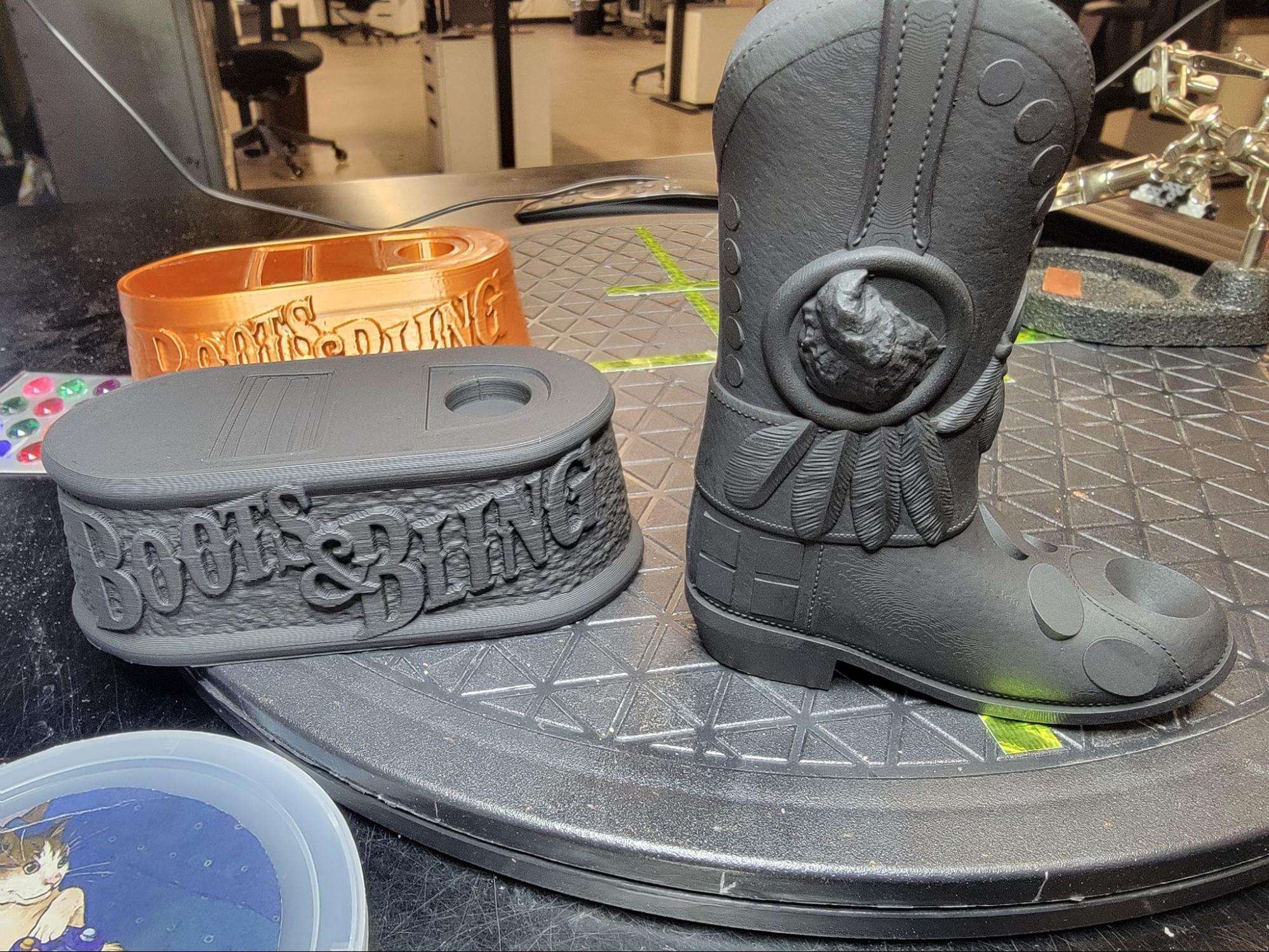 Base and Boot painted in black primer